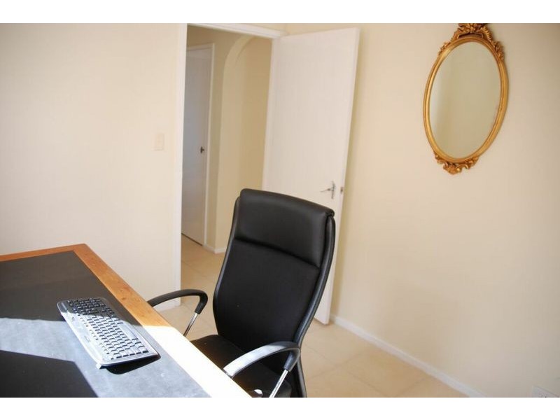 286 SAFETY BAY ROAD, Safety Bay WA 6169