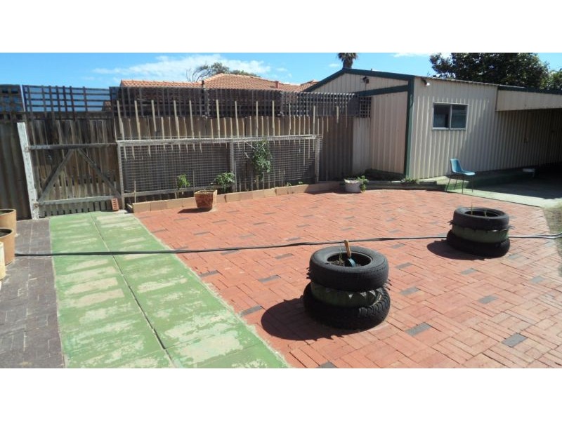 7 DAMPIER STREET, Beachlands WA 6530