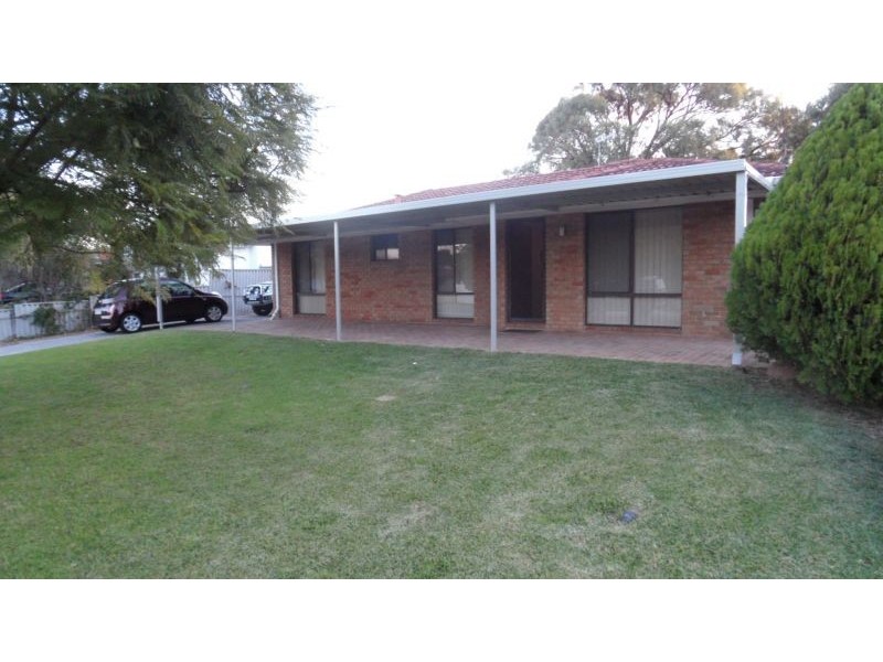 9 BRIXHAM WAY, Warnbro WA 6169