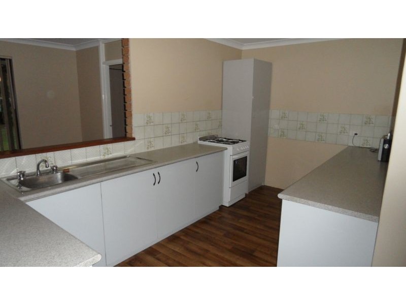 9 BRIXHAM WAY, Warnbro WA 6169