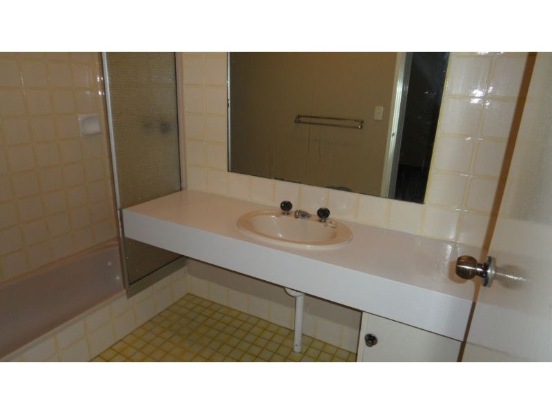 9 BRIXHAM WAY, Warnbro WA 6169