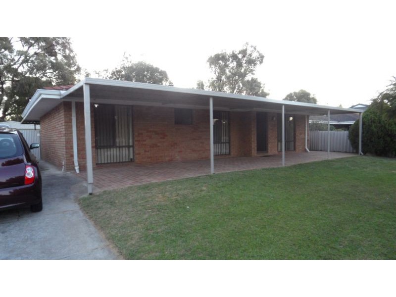 9 BRIXHAM WAY, Warnbro WA 6169