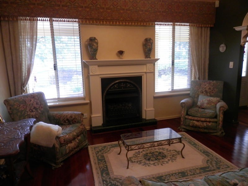 6 RANGEVIEW PLACE, Canning Vale WA 6155