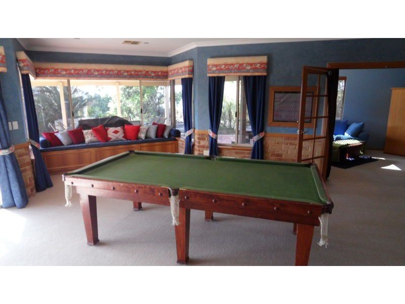 6 RANGEVIEW PLACE, Canning Vale WA 6155