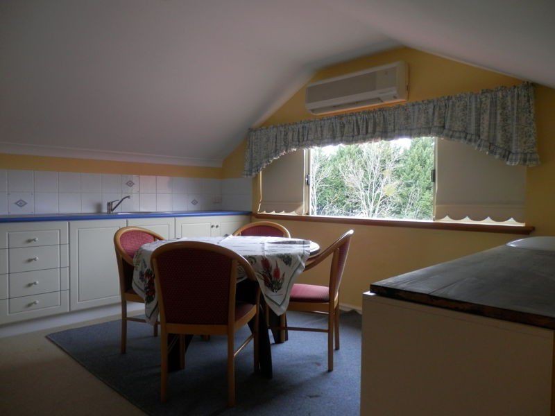 6 RANGEVIEW PLACE, Canning Vale WA 6155