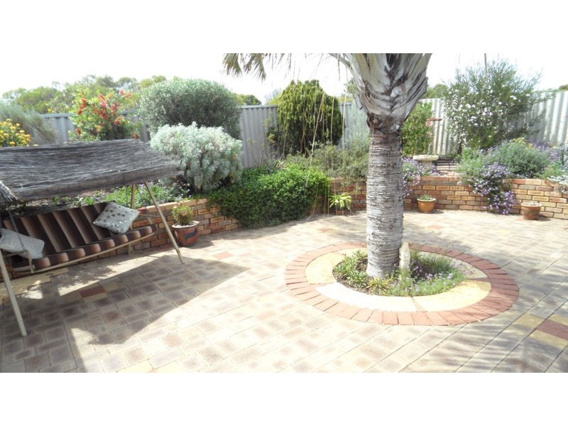 48 SOLOMON CIRCLE, KARLOO, Geraldton WA 6530