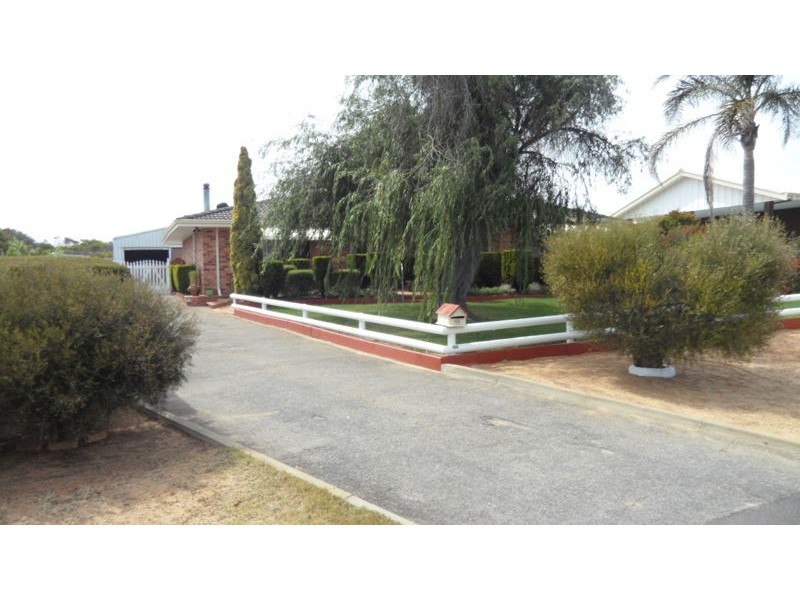 48 SOLOMON CIRCLE, KARLOO, Geraldton WA 6530