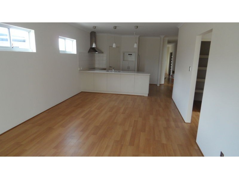 14 DIAMOND WAY, Harrisdale WA 6112