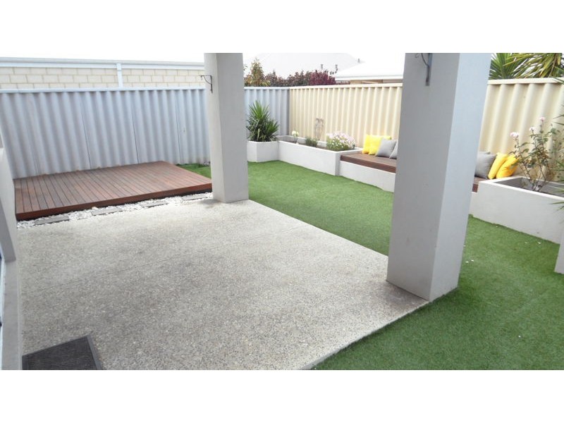 14 DIAMOND WAY, Harrisdale WA 6112