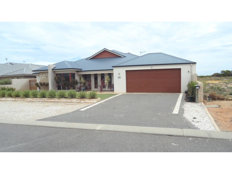 14 COASTSIDE CRESCENT, Glenfield WA 6532