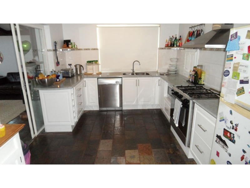 6 HEATON WAY, Safety Bay WA 6169