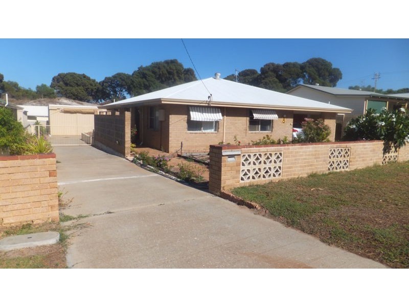 8 COUSINS STREET, Port Denison WA 6525