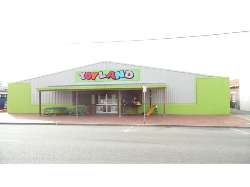 204 LESTER AVENUE, Geraldton WA 6530