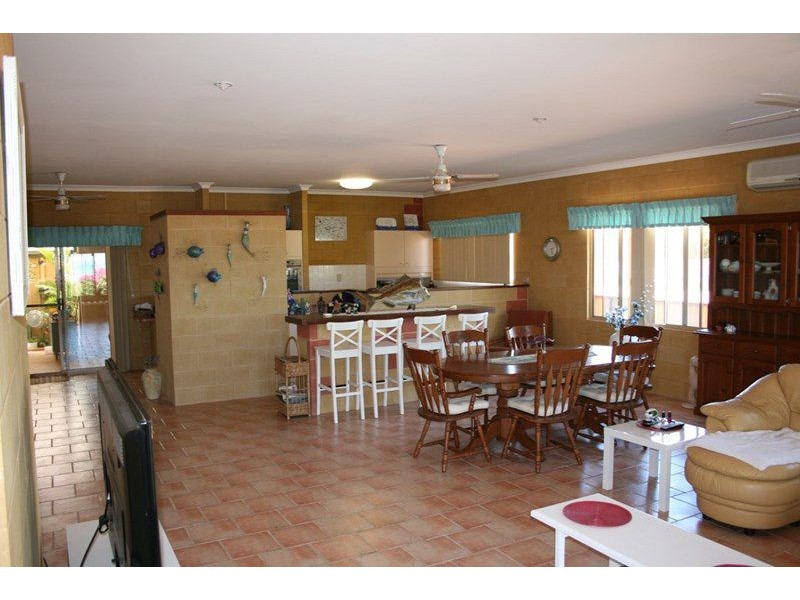 27 FRY COURT, Denham WA 6537