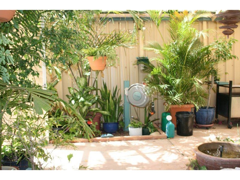 27 FRY COURT, Denham WA 6537