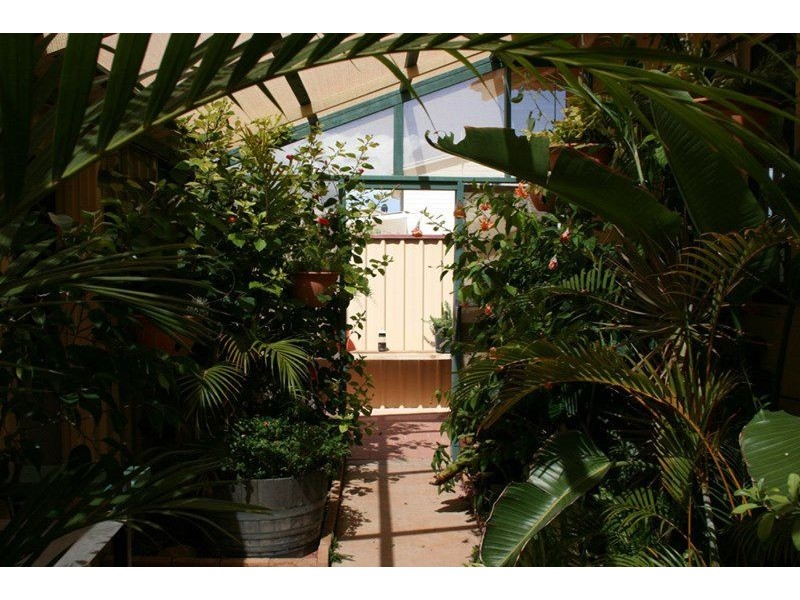 27 FRY COURT, Denham WA 6537