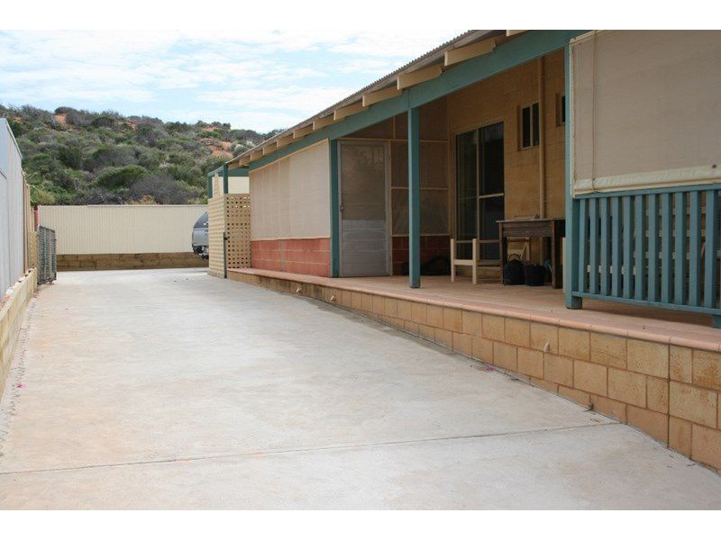 27 FRY COURT, Denham WA 6537