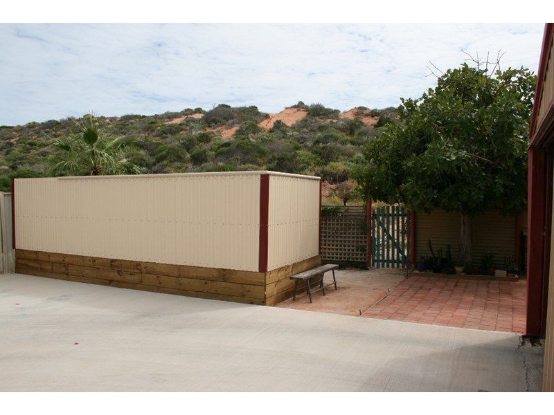 27 FRY COURT, Denham WA 6537