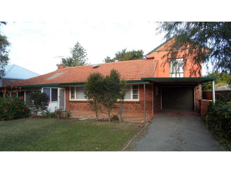 19 SMYTHE STREET, Rockingham WA 6168