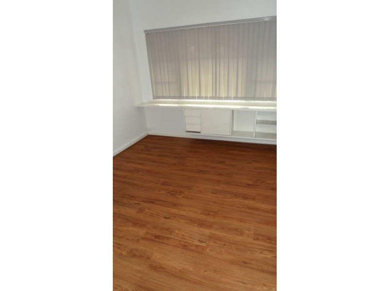 19 SMYTHE STREET, Rockingham WA 6168