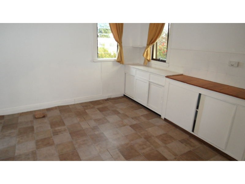 19 SMYTHE STREET, Rockingham WA 6168