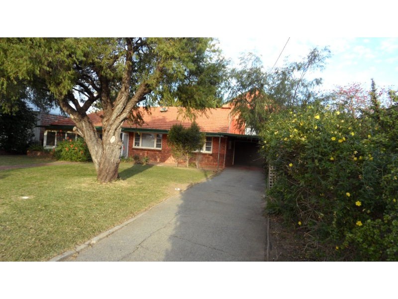 19 SMYTHE STREET, Rockingham WA 6168