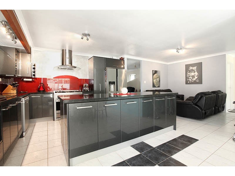 58 THE AVENUE, Warnbro WA 6169
