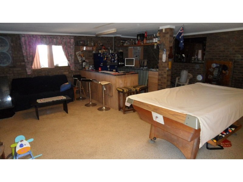 27 KENNY CRESCENT, RANGEWAY, Geraldton WA 6530