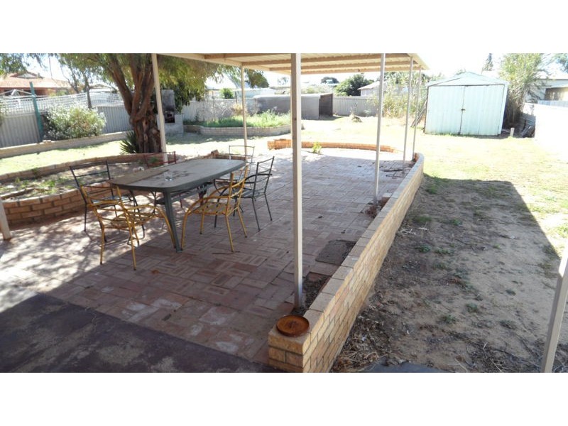 106 KENNY CRESCENT, RANGEWAY, Geraldton WA 6530