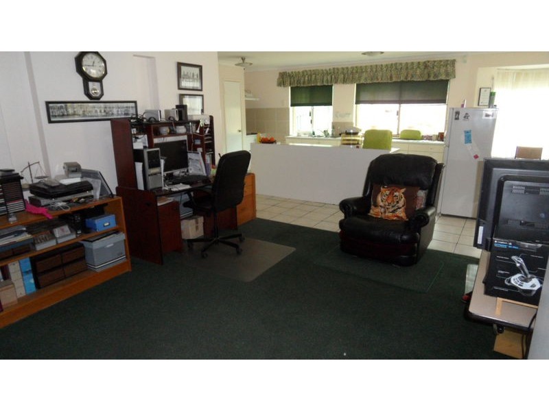 27 DALRYMPLE DRIVE, Leda WA 6170