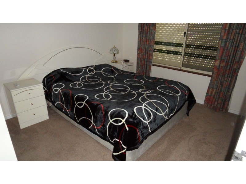 27 DALRYMPLE DRIVE, Leda WA 6170