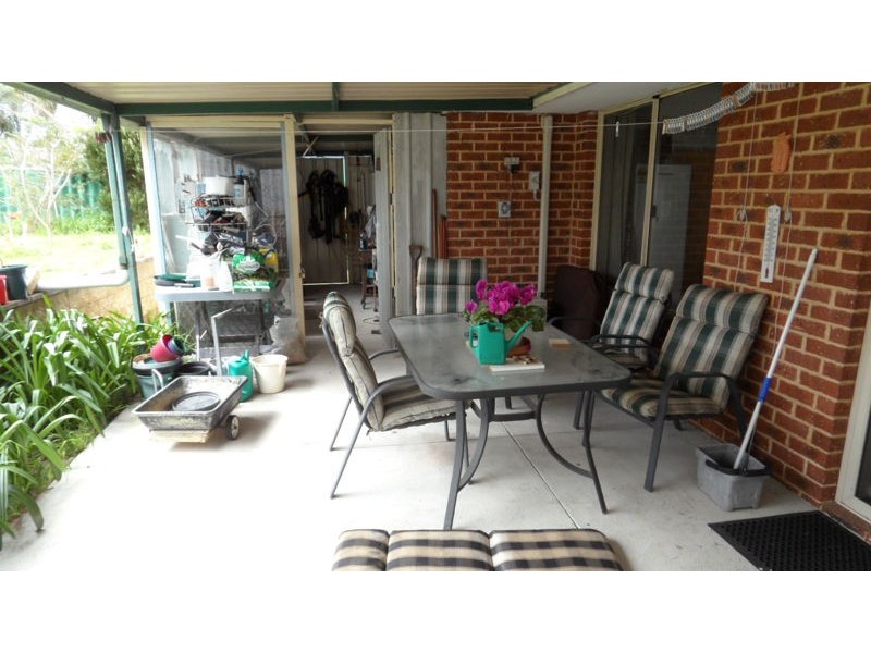 27 DALRYMPLE DRIVE, Leda WA 6170