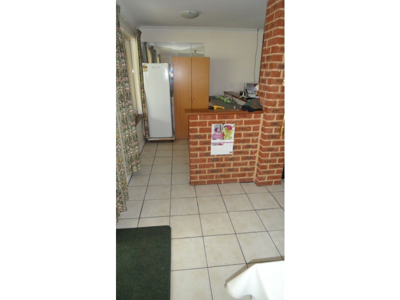 27 DALRYMPLE DRIVE, Leda WA 6170