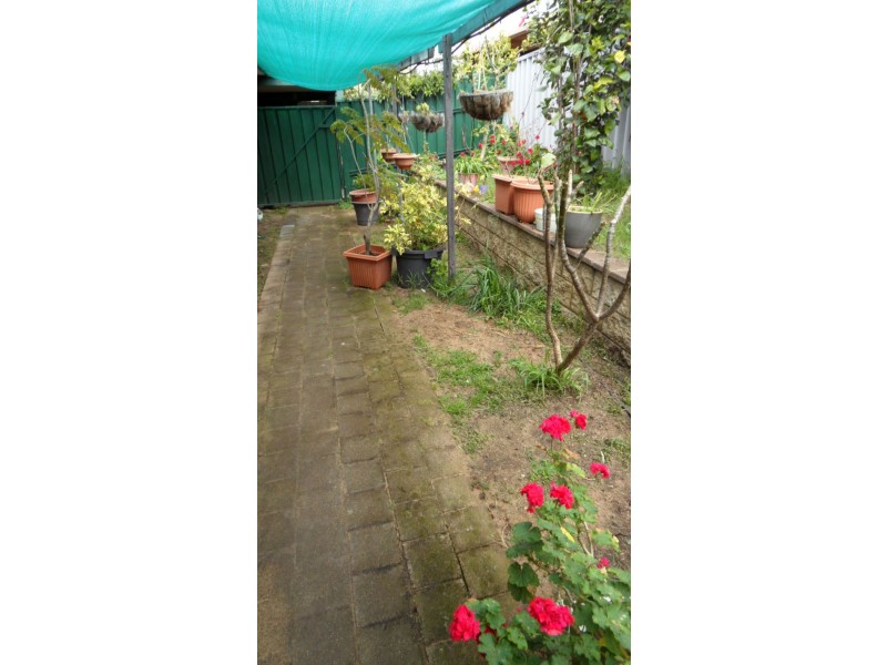 27 DALRYMPLE DRIVE, Leda WA 6170