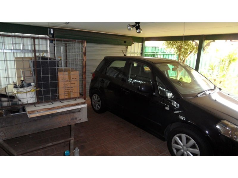 27 DALRYMPLE DRIVE, Leda WA 6170