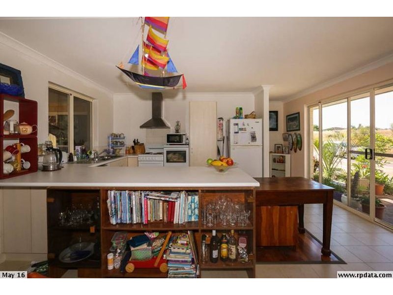 34 PRESTON DRIVE, Munster WA 6166