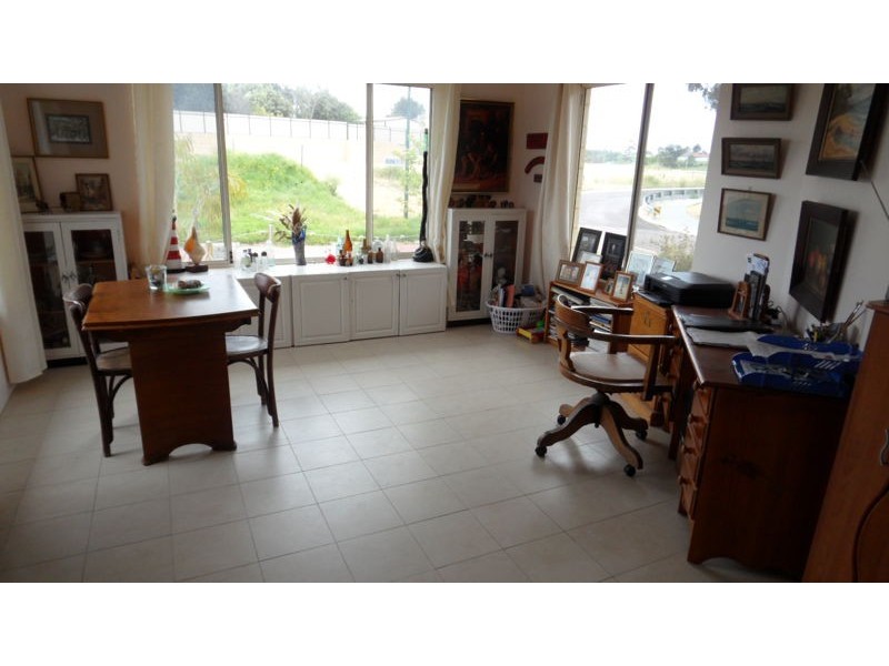 34 PRESTON DRIVE, Munster WA 6166