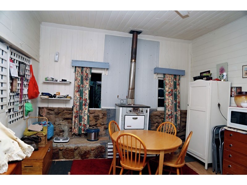 7 EAST TERRACE, Nanson WA 6532