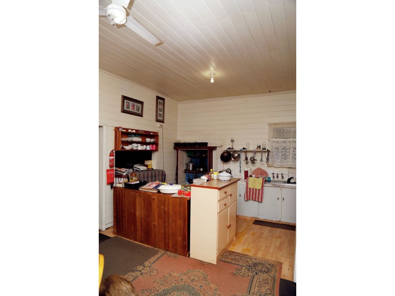 7 EAST TERRACE, Nanson WA 6532