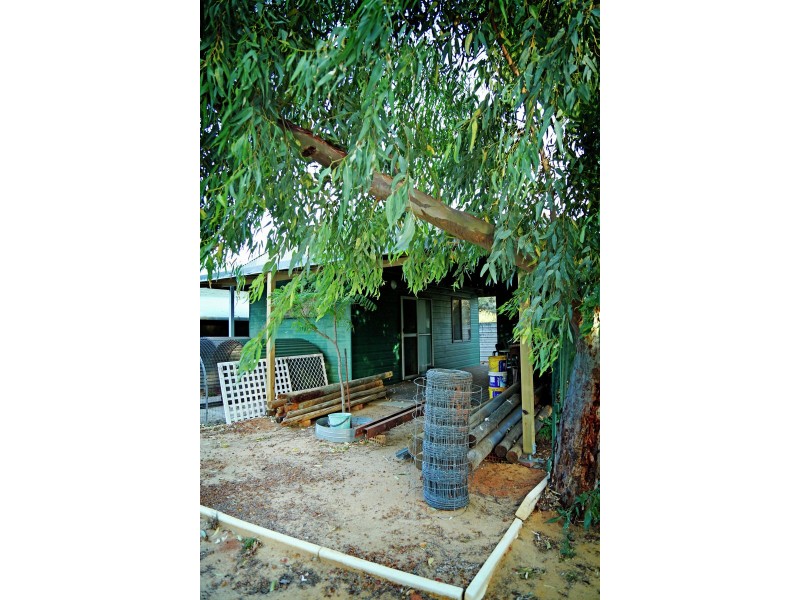 7 EAST TERRACE, Nanson WA 6532