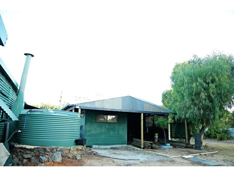 7 EAST TERRACE, Nanson WA 6532