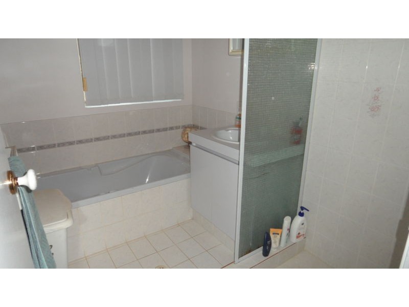 92 TULLOCH DRIVE, Dongara WA 6525