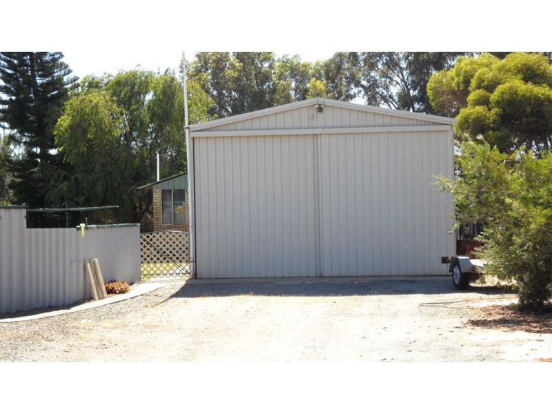 92 TULLOCH DRIVE, Dongara WA 6525