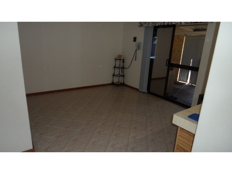 26 MURCHISON ROAD, Cooloongup WA 6168