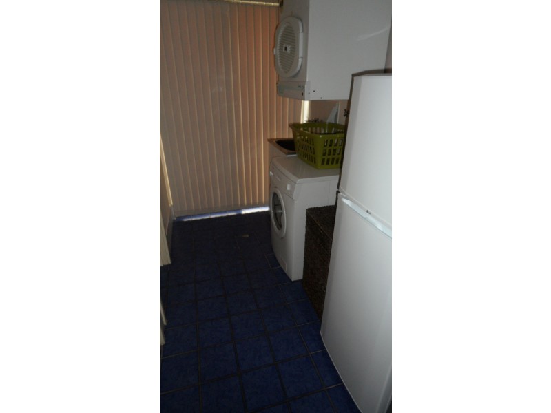 9 DUNBAR COURT, Meadow Springs WA 6210