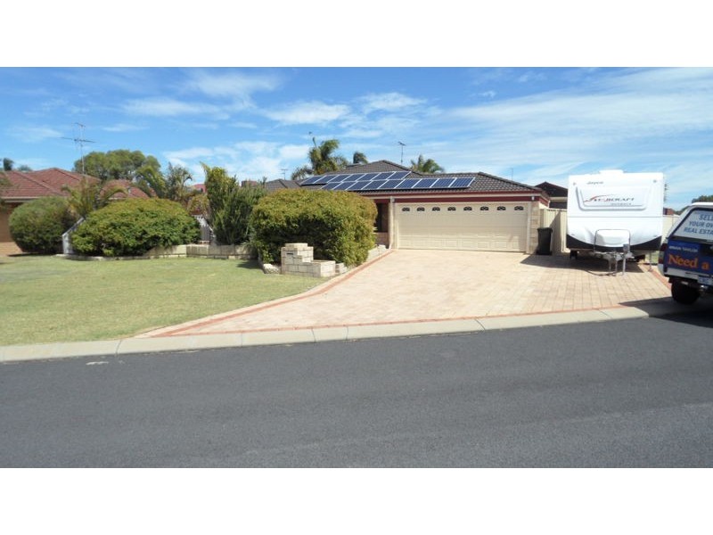 9 DUNBAR COURT, Meadow Springs WA 6210