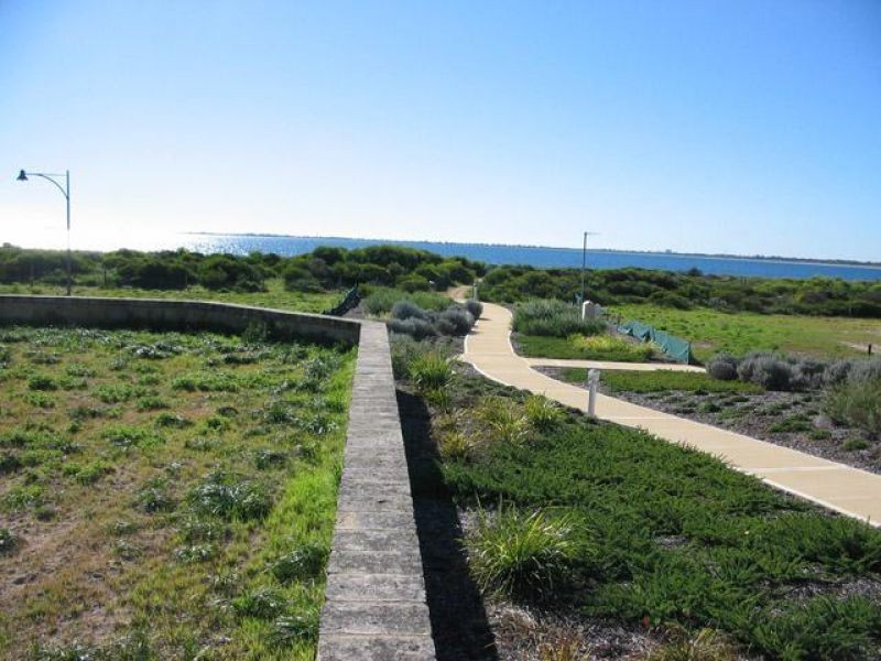 11 Sunset Cove, Port Kennedy WA 6172