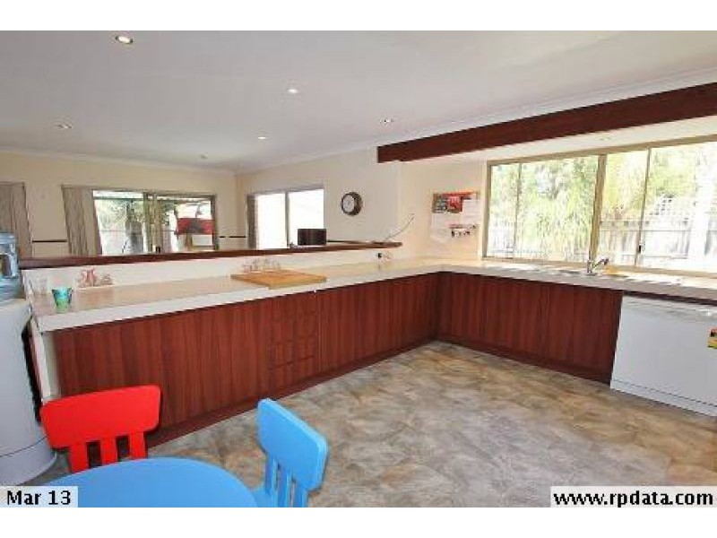 43 Whitebread Way, Leda WA 6170