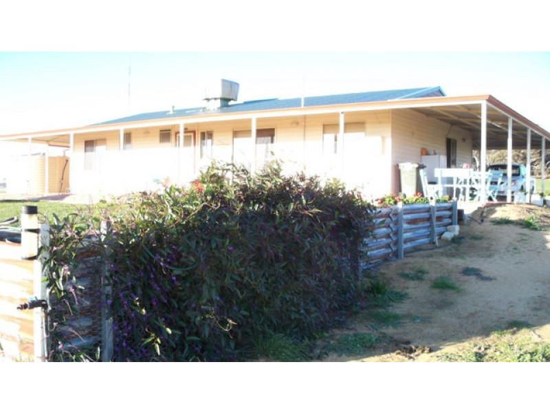 1665 North Bannister-Pingelly Road, West Pingelly WA 6308