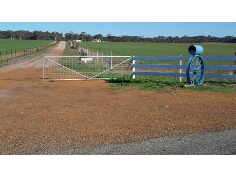 1665 North Bannister-Pingelly Road, West Pingelly WA 6308